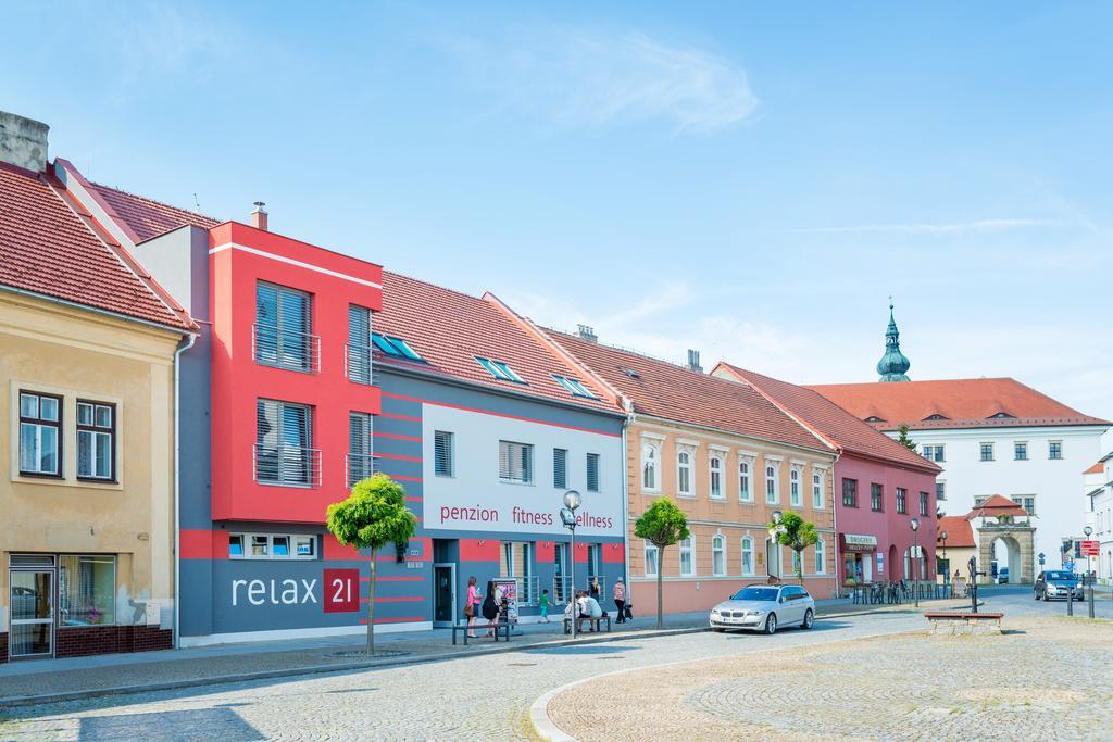 Relax21 Hotel Uhersky Ostroh Ngoại thất bức ảnh