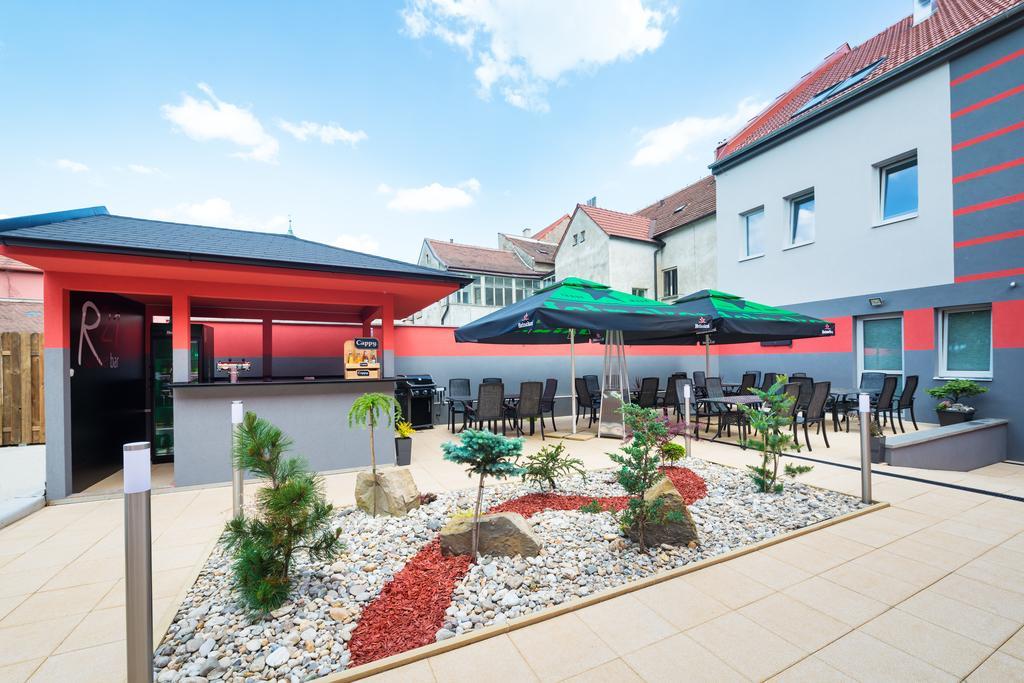 Relax21 Hotel Uhersky Ostroh Ngoại thất bức ảnh